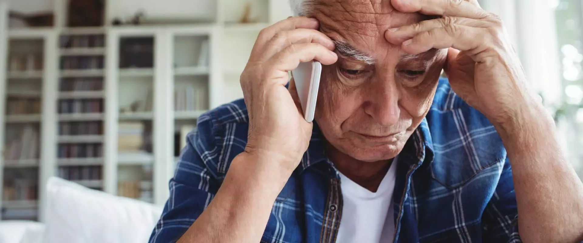 Mann mit sorgenvollem Gesicht